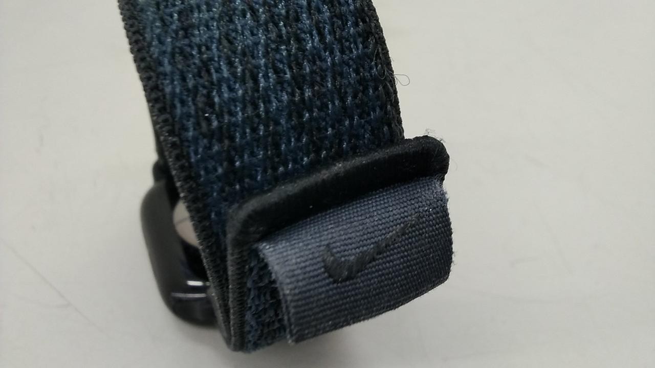 Apple Watch Series 10 42mm GPS Nike Sport Loop Black/Blue, 100% Battery
