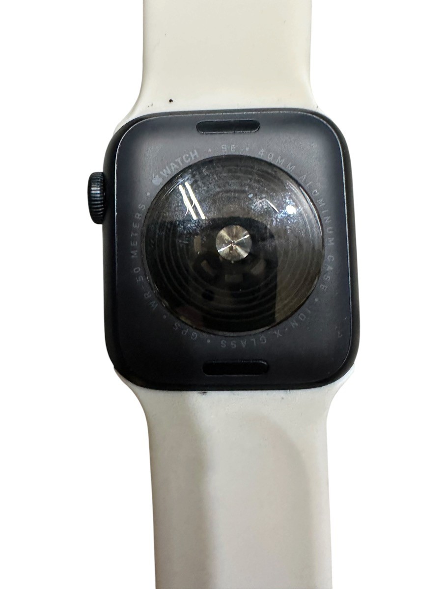 Apple Watch SE 3 3rd Gen 40mm GPS (ue-jp) (PBR122286)