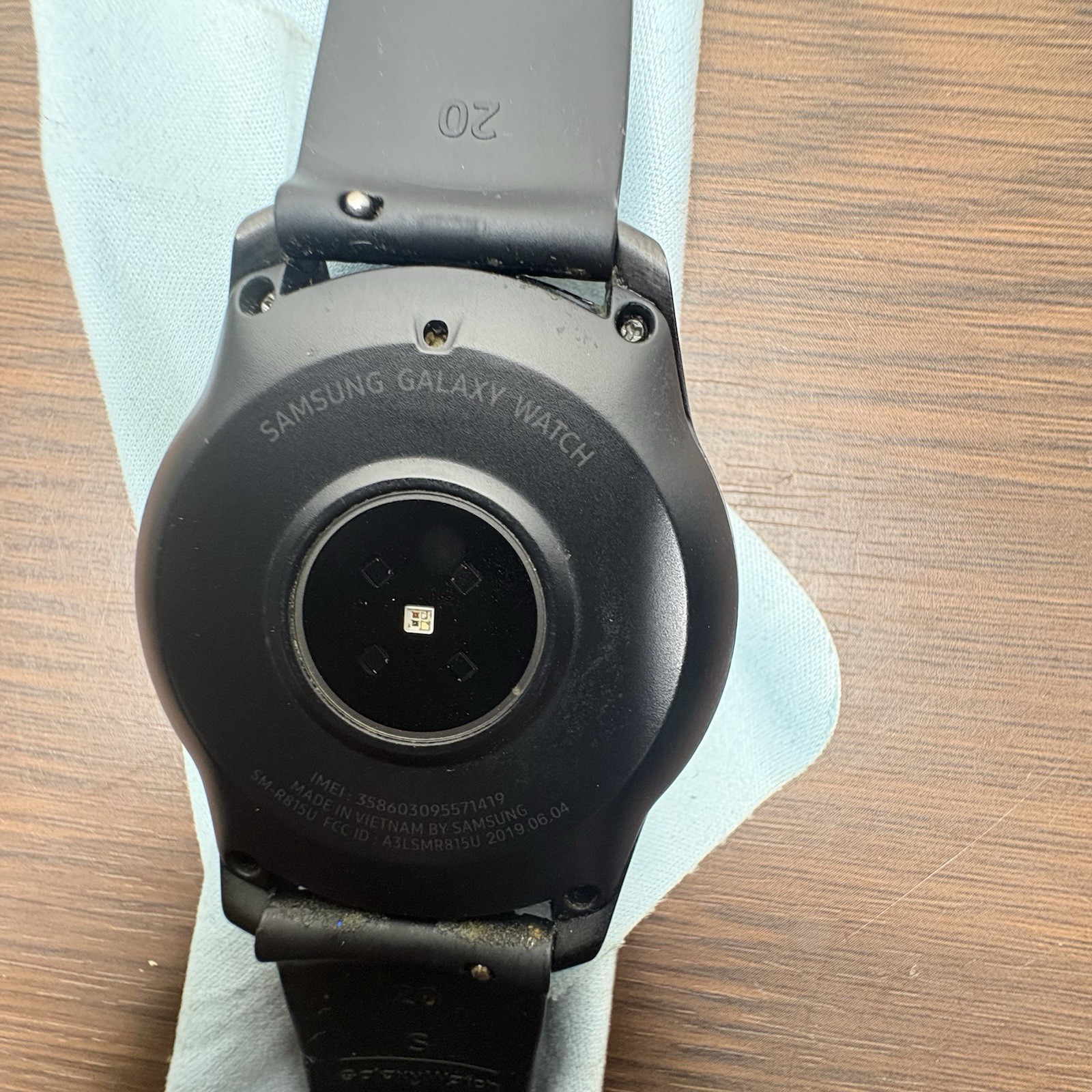 Samsung Galaxy Watch SM-R815U GPS+LTE 42mm Black Rubber Band Unlocked