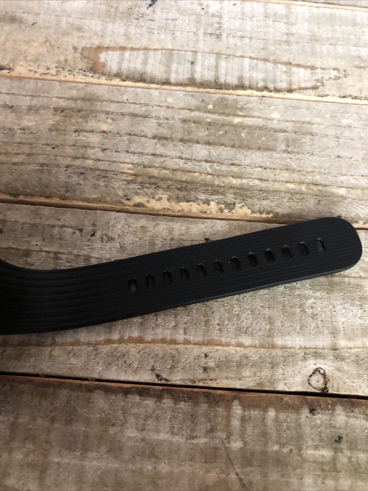 Samsung Gear Fit2 Pro SM-R365 Fitness Smartwatch Black As Is Parts Or Repair