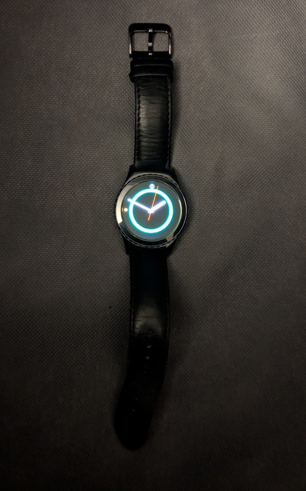 Samsung Gear S2 Classic Smartwatch Leather Band