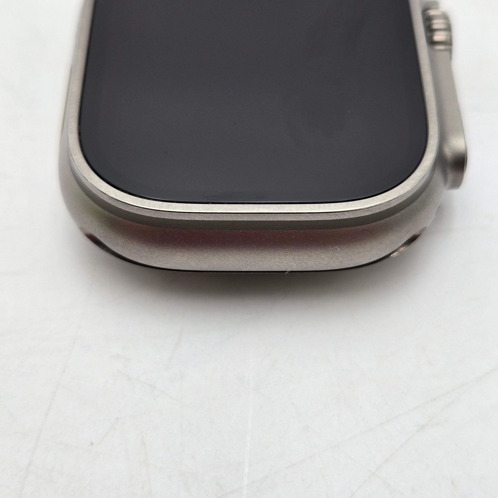 Apple Watch Ultra Unlocked A2622 49mm GPS + Cellular Natural Titanium BH 87%
