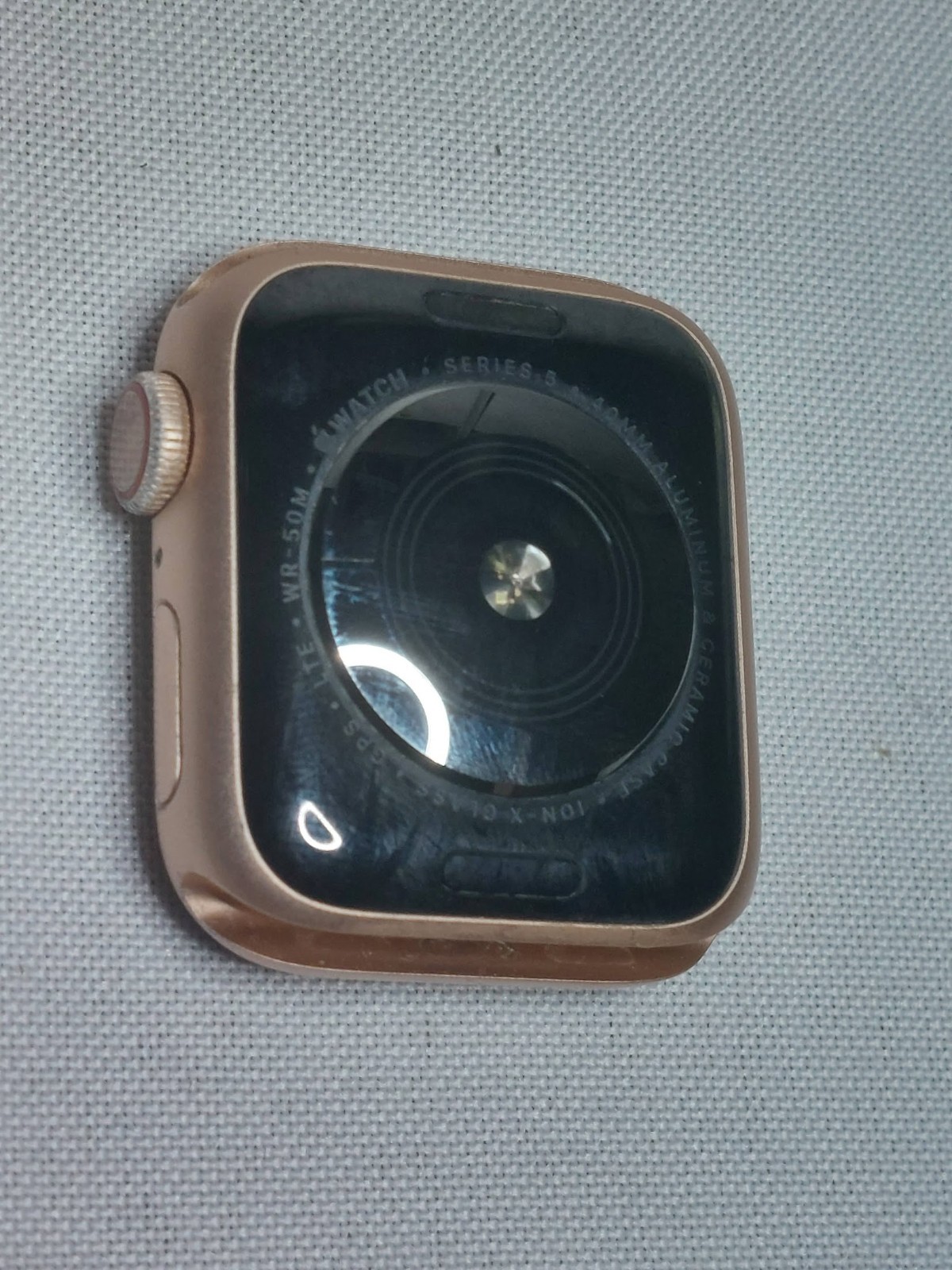 Apple Watch Series 5 A2094 44mm GPS+Cellular Gold Aluminum Smartwatch – Tested