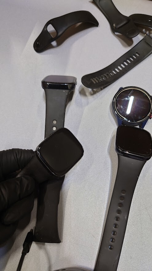Lot of 10 Smart Watches – For Parts, Not Working, Signs of Use