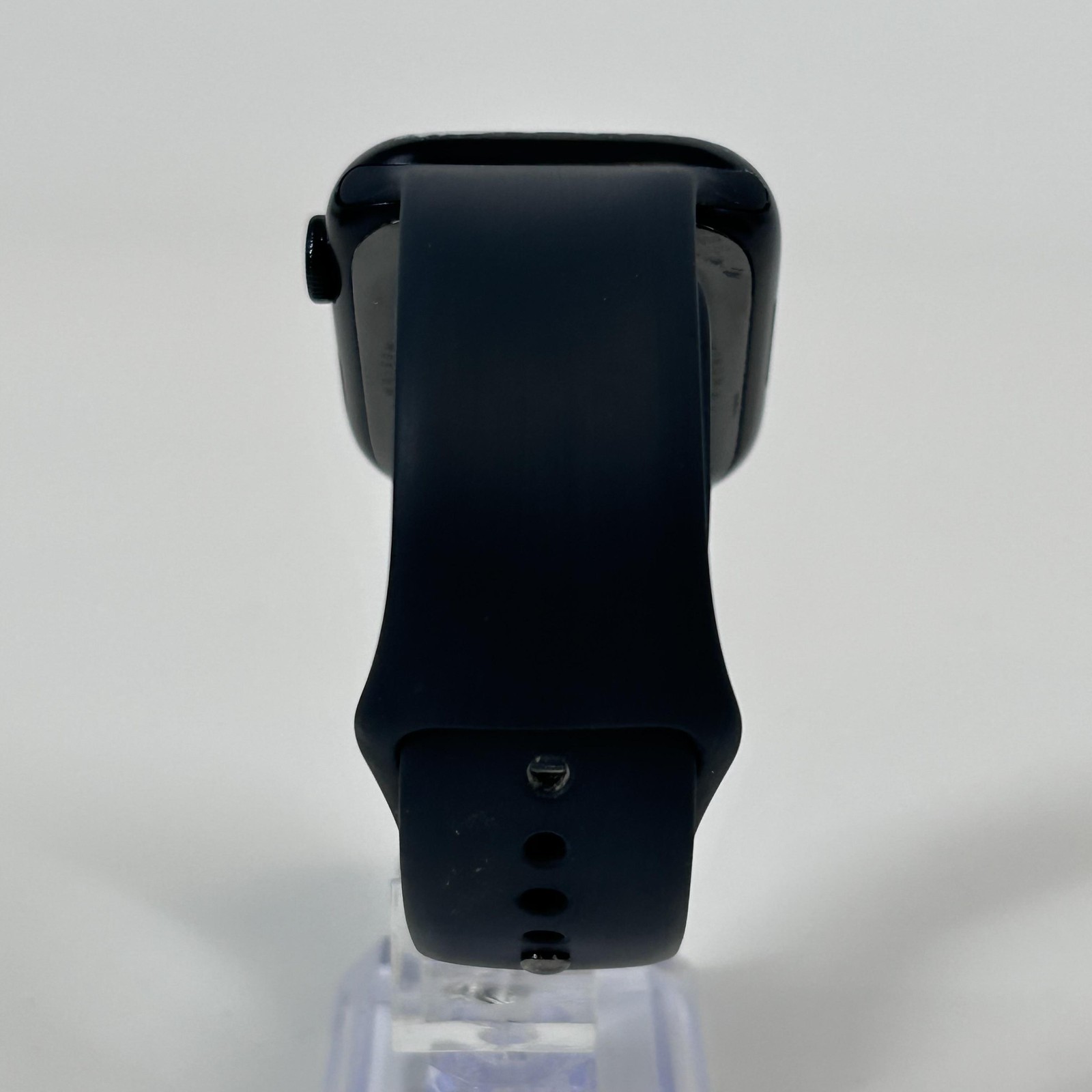 Apple Watch (Series 8) 45mm Space Black Aluminum (GPS) w/ Black Sport – Fair