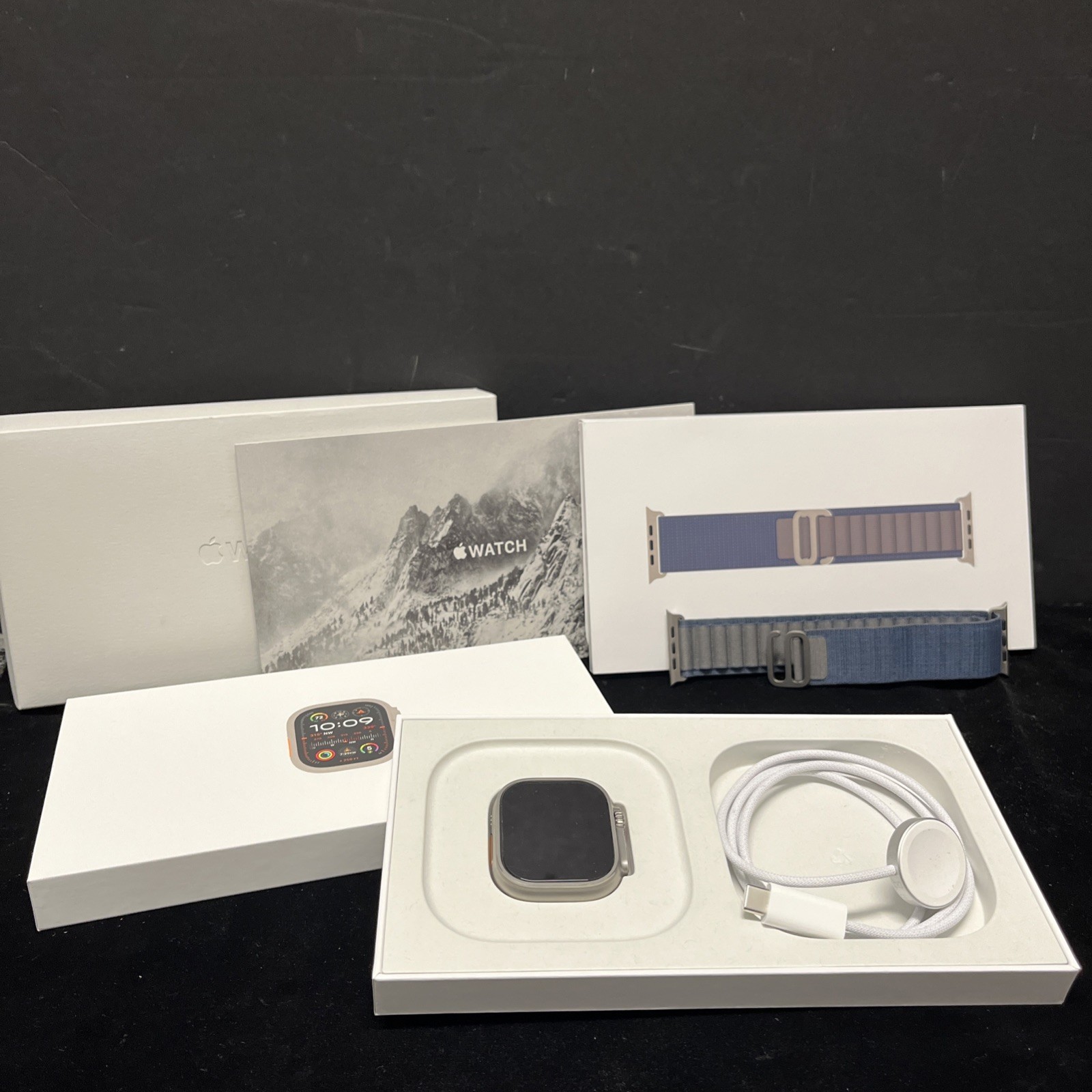 Apple Watch Ultra 2 GPS 49mm Titanium Blue Alpine Loop L A2986