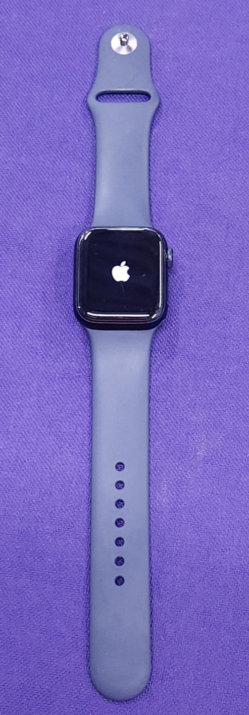Apple Watch SE w (M/L) 40mm Midnight Band *SEE DESCRIPTION
