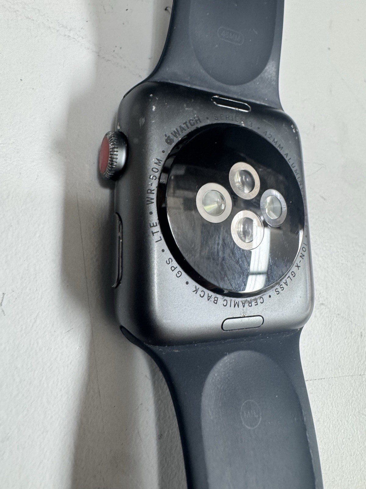 Apple Watch Series 3 GPS Cellular 42mm Aluminum Gray Case Watch MQK22LL/A a1861