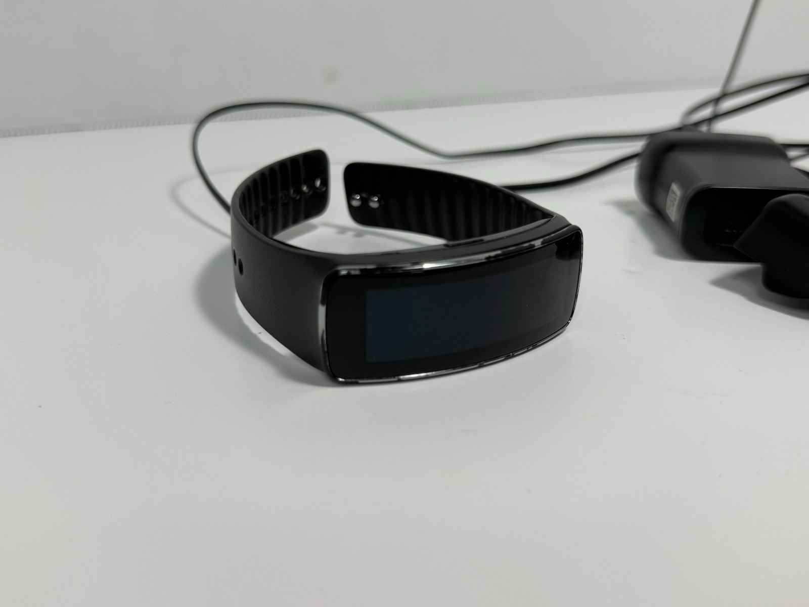Samsung Galaxy Gear Fit Fitness Tracker Watch
