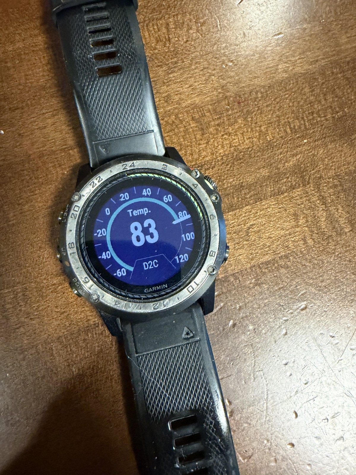 Garmin D2 Charlie Aviator Smartwatch Brown Leather Band GPS Health Tracking