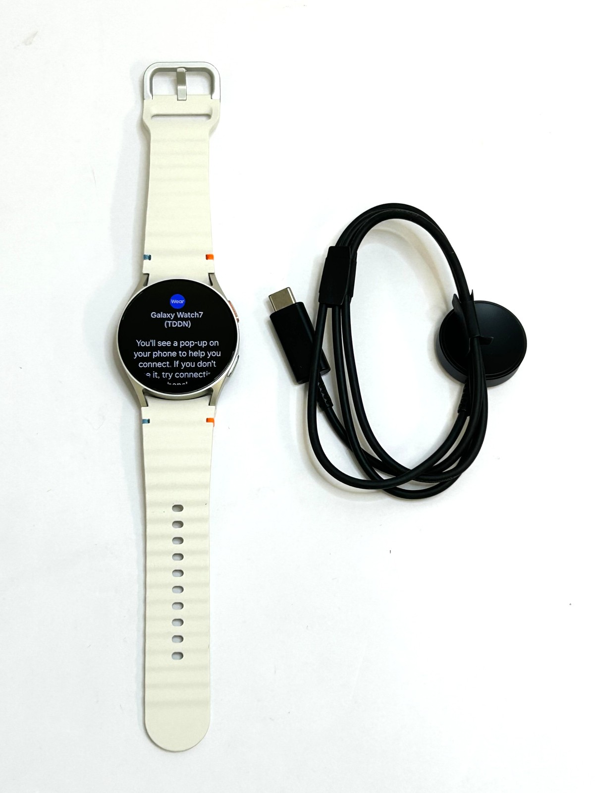 Samsung Galaxy Watch7 Aluminum Smartwatch 40mm Gold Cream SM-L300NZEAX/AA
