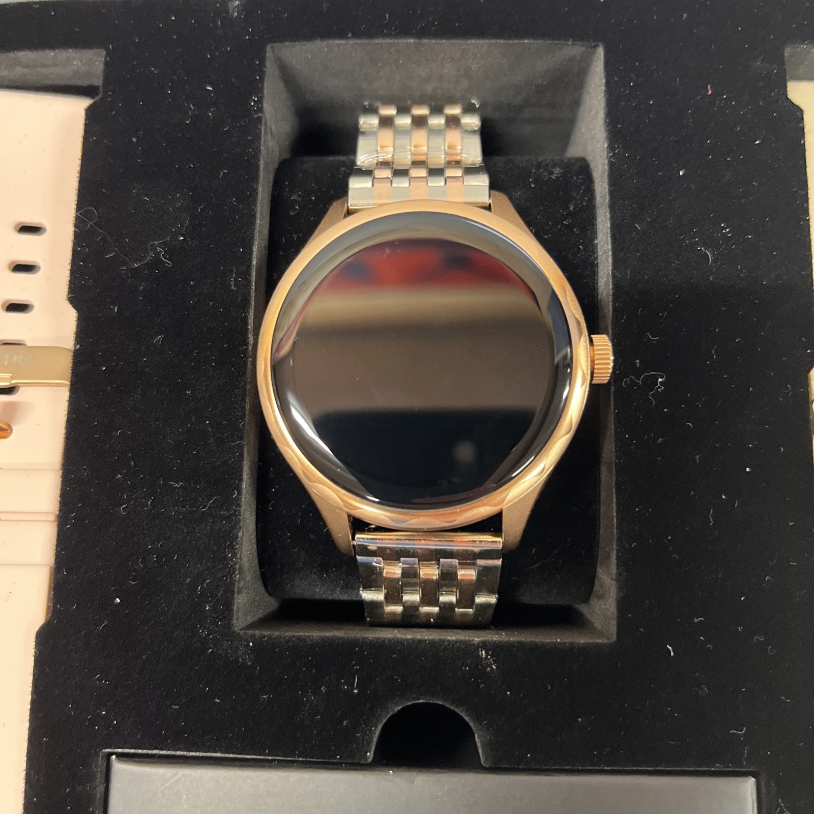 iTime Fitness Smartwatch w/ Heart Rate Monitor 3 Bands & Charging Cord