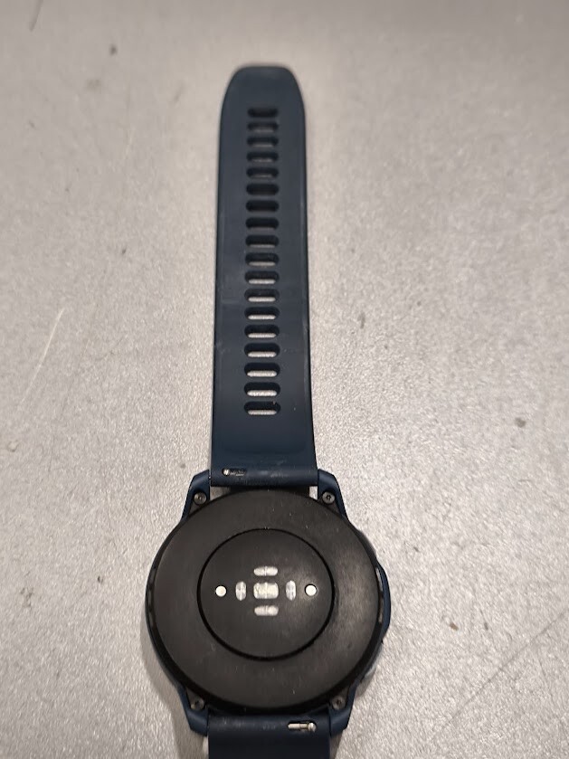 Used Smartwatch – Fully Functional, Signs of Wear, No Accessories