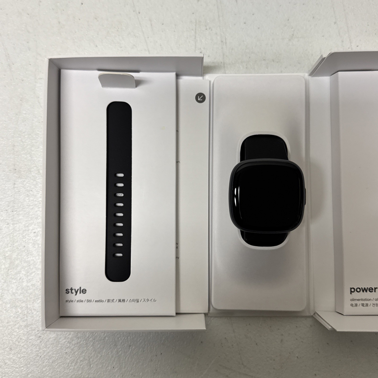 Fitbit Versa 4 Fitness Smartwatch GPS Heart Rate Sleep Tracking Black Graphite