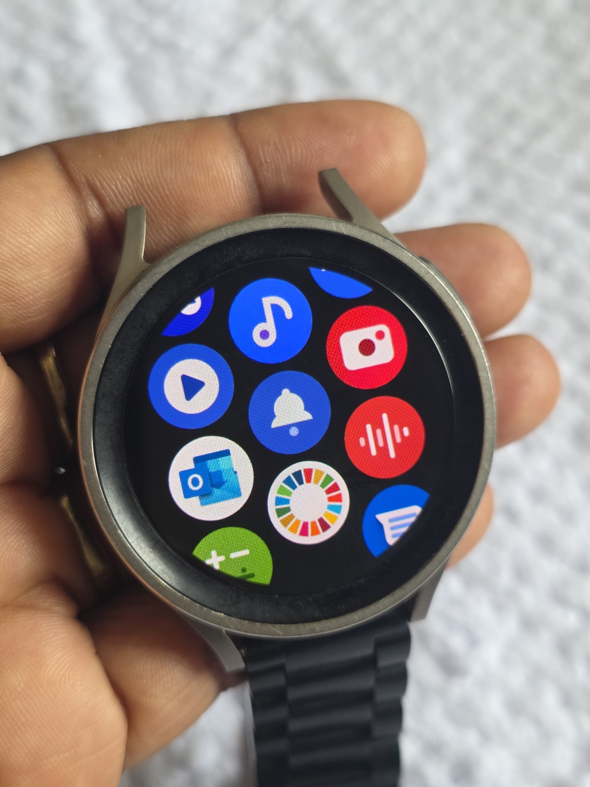 Samsung Galaxy Watch Pro 5 Smartwatch LTE 45mm GPS Band Damaged