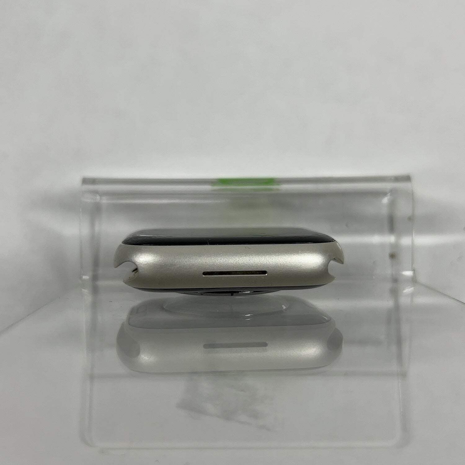 GPS Only Apple Watch Series 8 45MM Starlight Aluminum MNUQ3LL/A Face Only