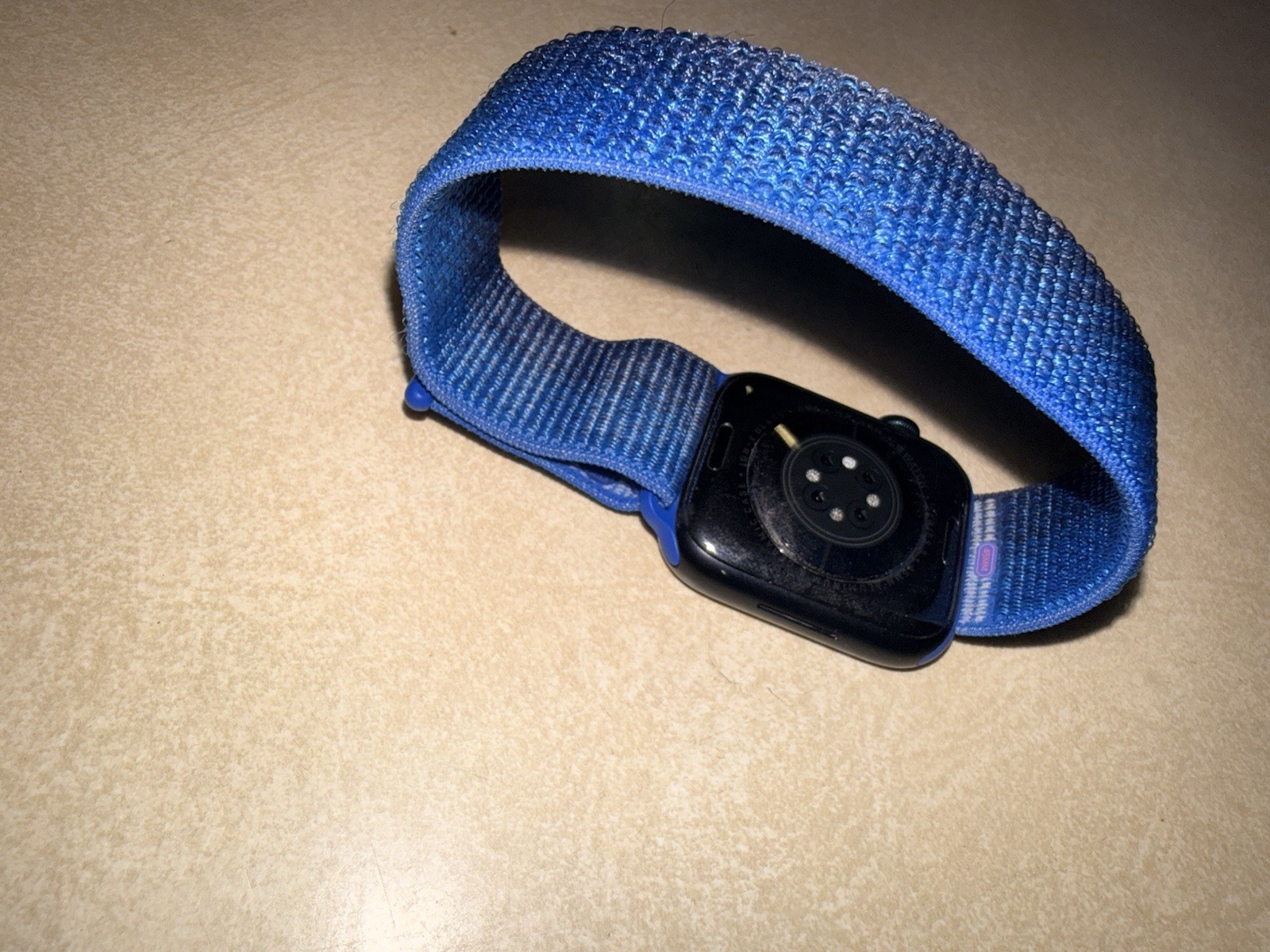 Apple Watch Series 8 Midnight Aluminium With Nike Sports Strap (45mm)