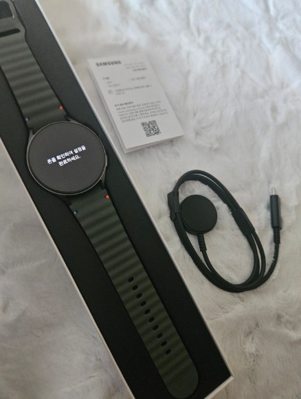SAMSUNG Galaxy Watch7 44mm Bluetooth SM-L310 Smartwatch 2colors