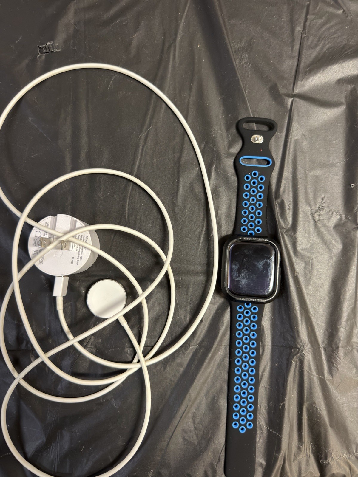 Apple Watch Series 9 45mm Aluminum Case with Sport Band – Midnight (GPS