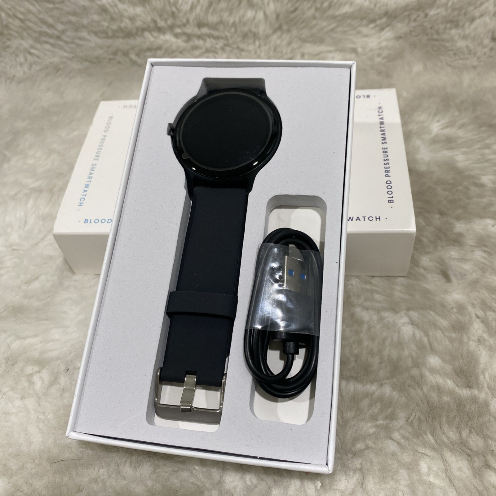 Yussa Blood Pressure Monitor Activity Tracker Smartwatch Waterproof Unisex Black