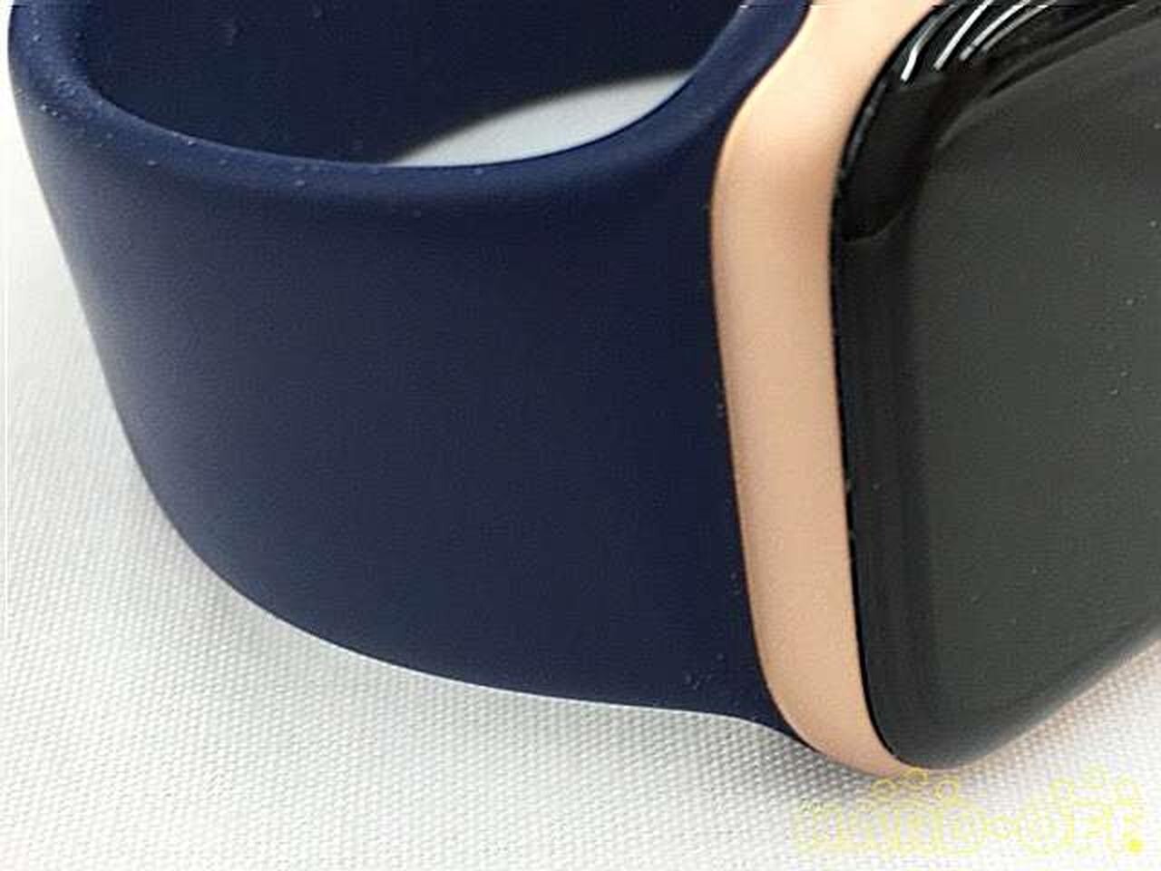 APPLE Model number: MVDP2J/A APPLE WATCH SE Champagne Gold