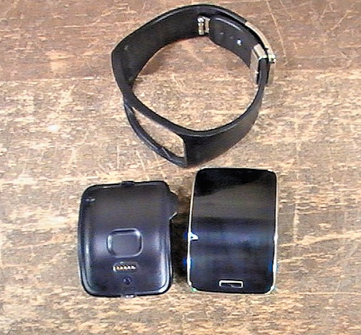 SAMSUNG GALAXY GEAR S SM-R750T CURVED SMART WATCH PARTS OR REPAIR