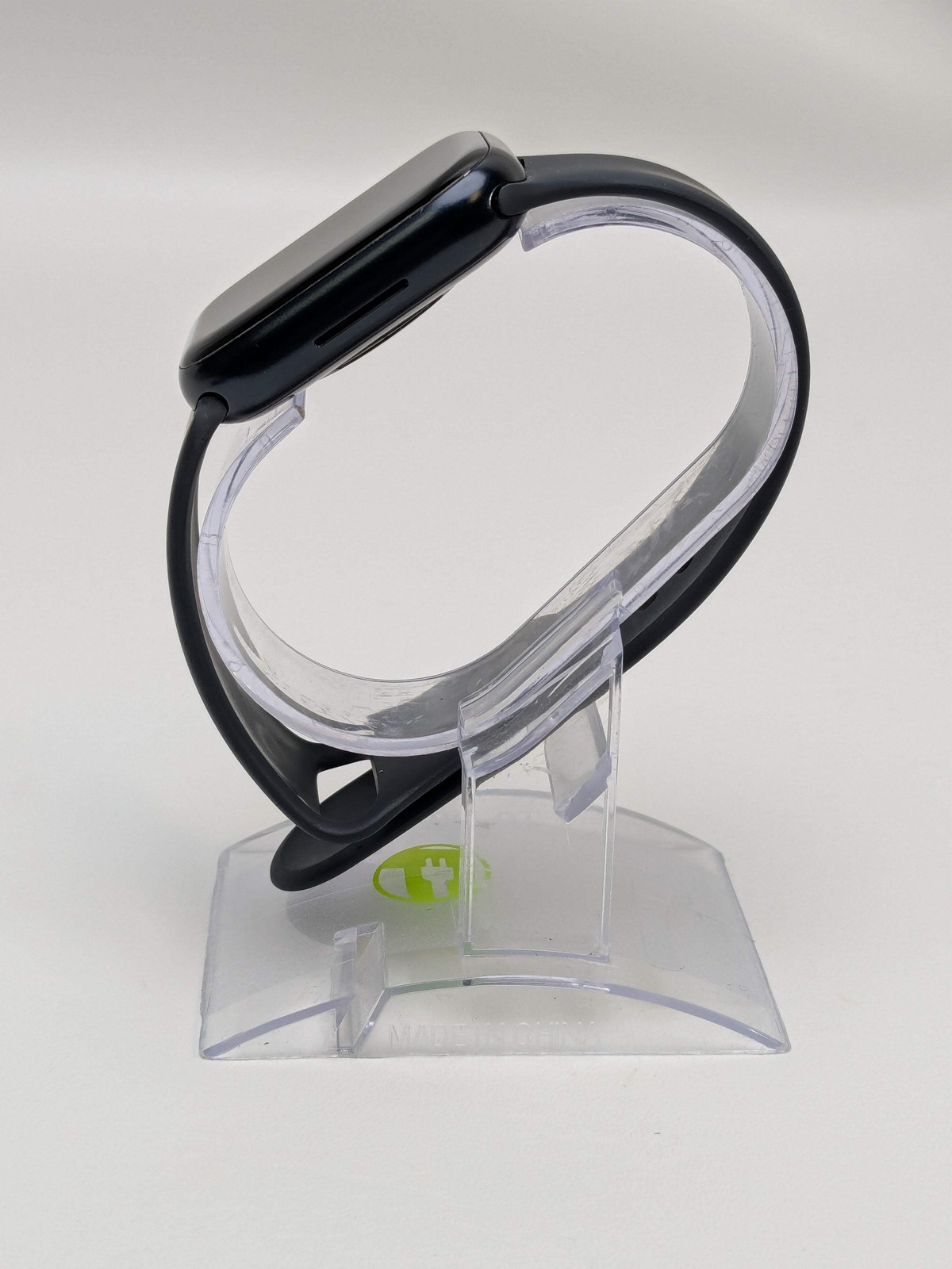 GPS Only Apple Watch Series 8 45MM Midnight Aluminum Black Sport Band MNVL3LL/A