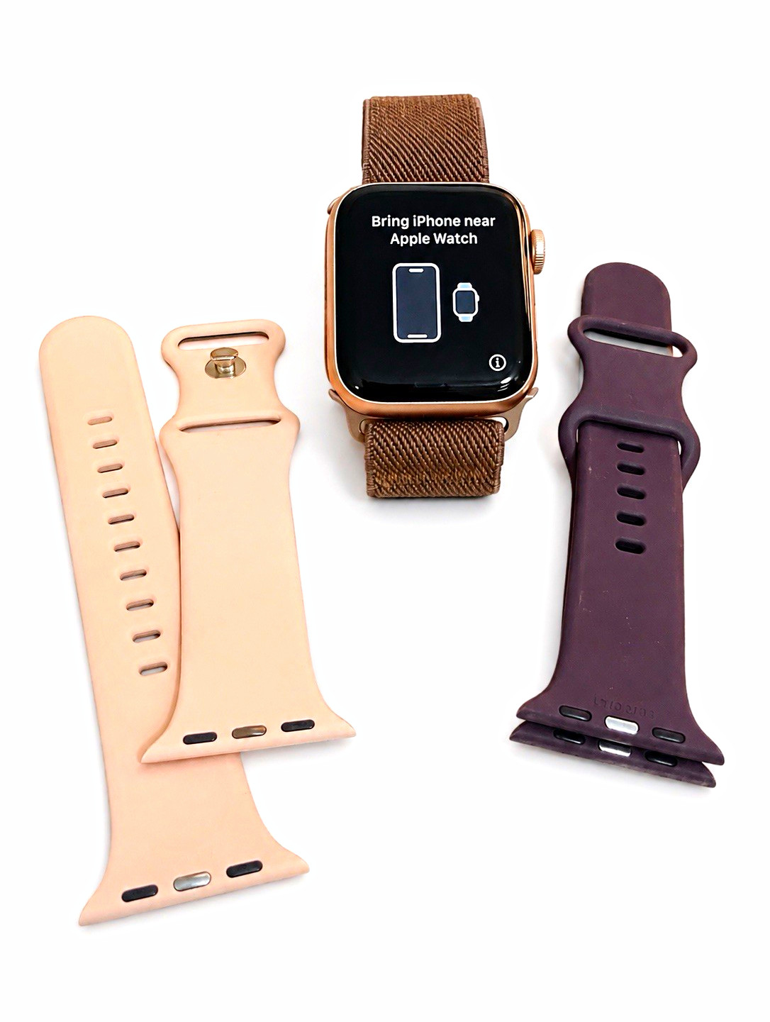 Apple Watch 44mm Gold Aluminum Smartwatch Brown Nylon Band + 3 Bands