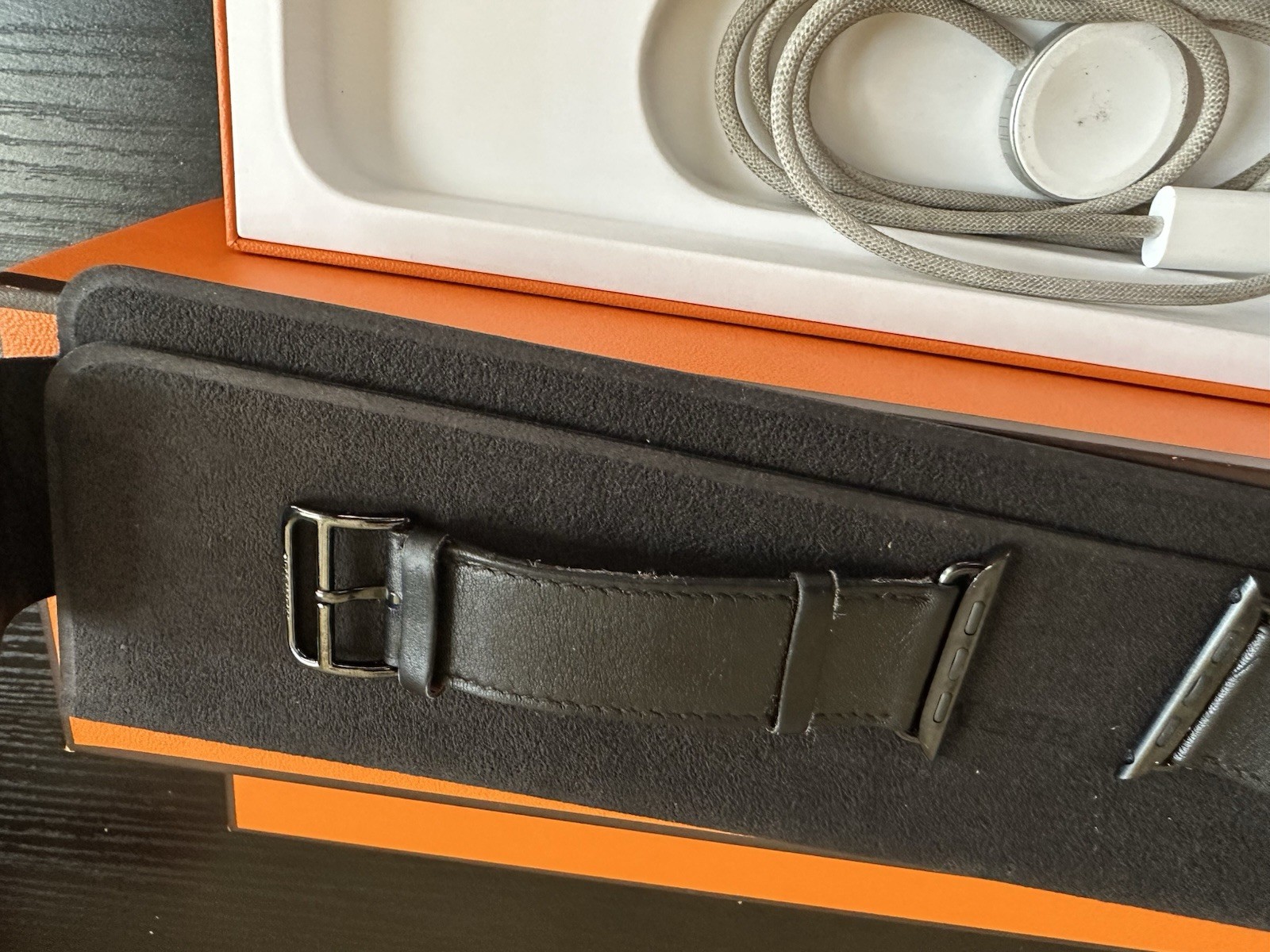 Apple Watch Series 6 Hermès 44mm Noir Edition L/XL bands GPS+ Cellular