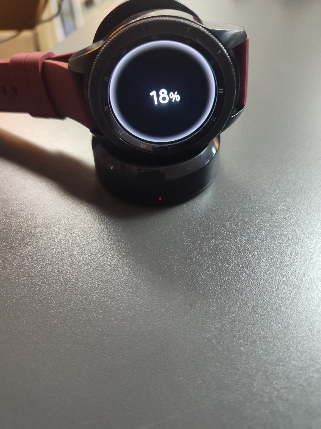 Samsung Galaxy Watch SM-R810 42mm Midnight Black Case Classic Buckle Maroon