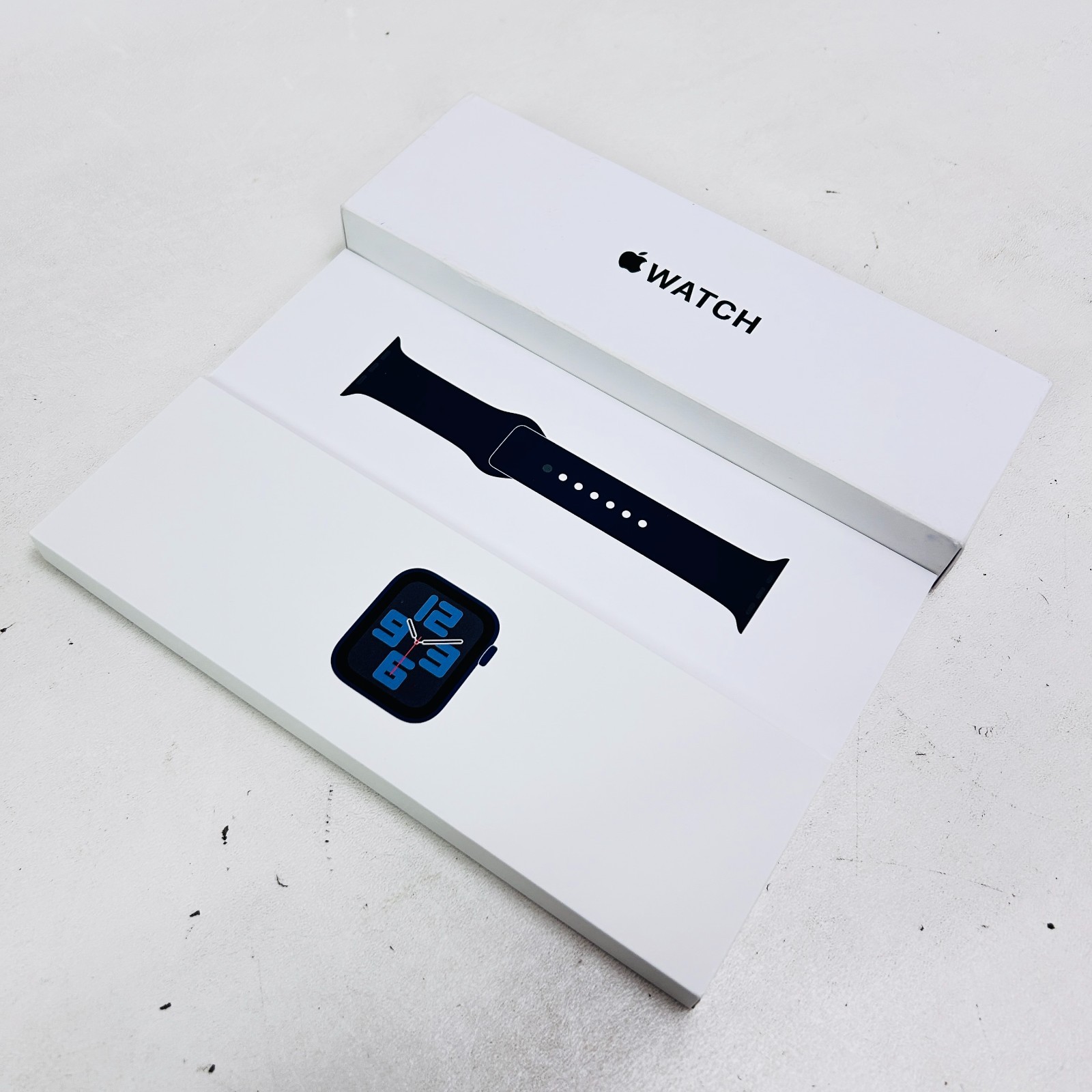 Apple Watch SE (Gen 2) 40mm Midnight Aluminum SB M/L Cellular