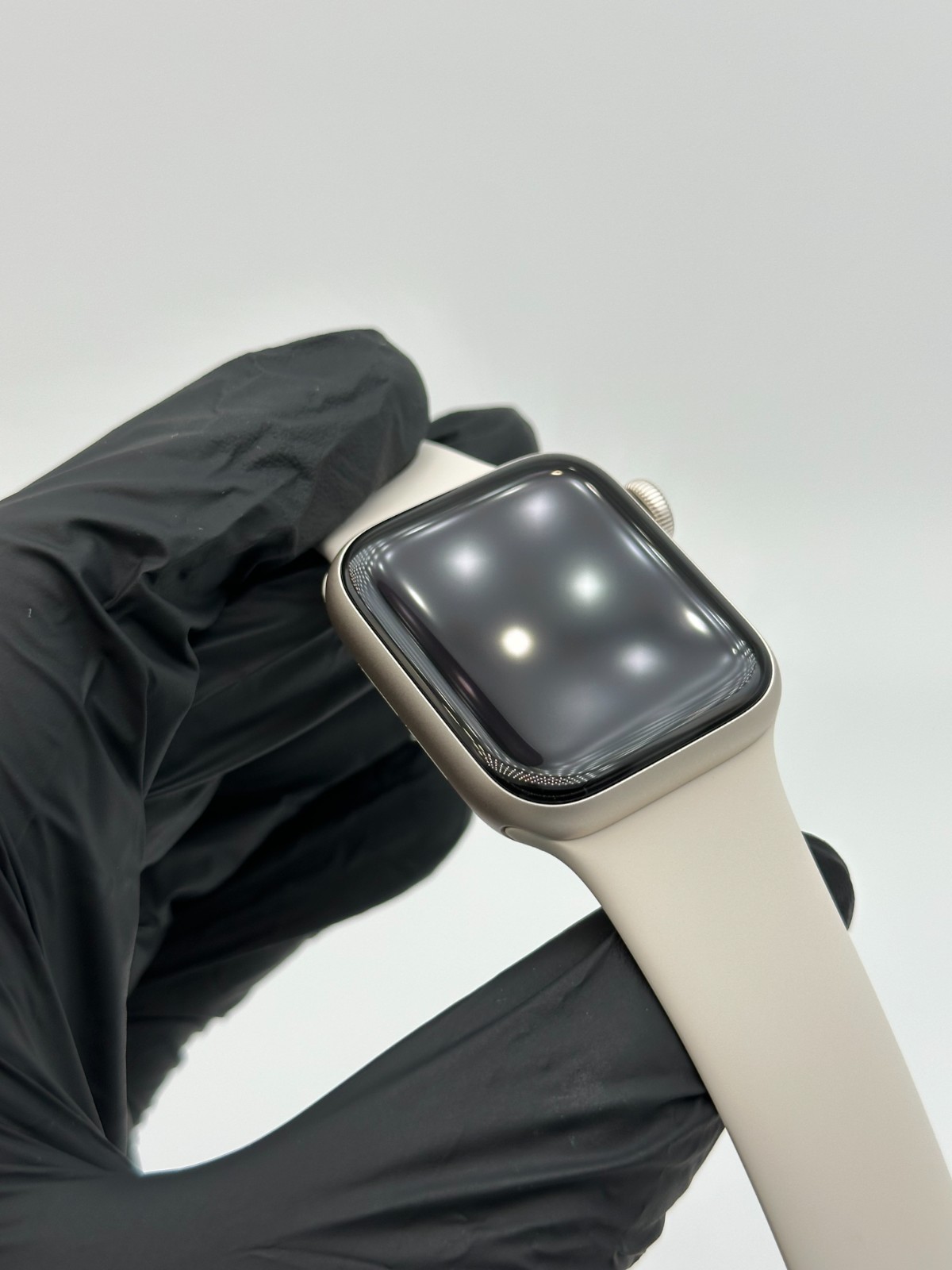 Apple Watch SE 3 40mm Starlight Aluminum – Starlight Sport Band MEH54LW/A