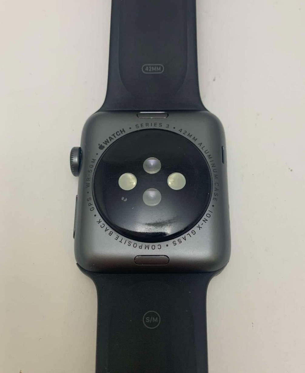 Apple Watch Series 3 42mm (3rd gen) Space Gray Aluminum A1859