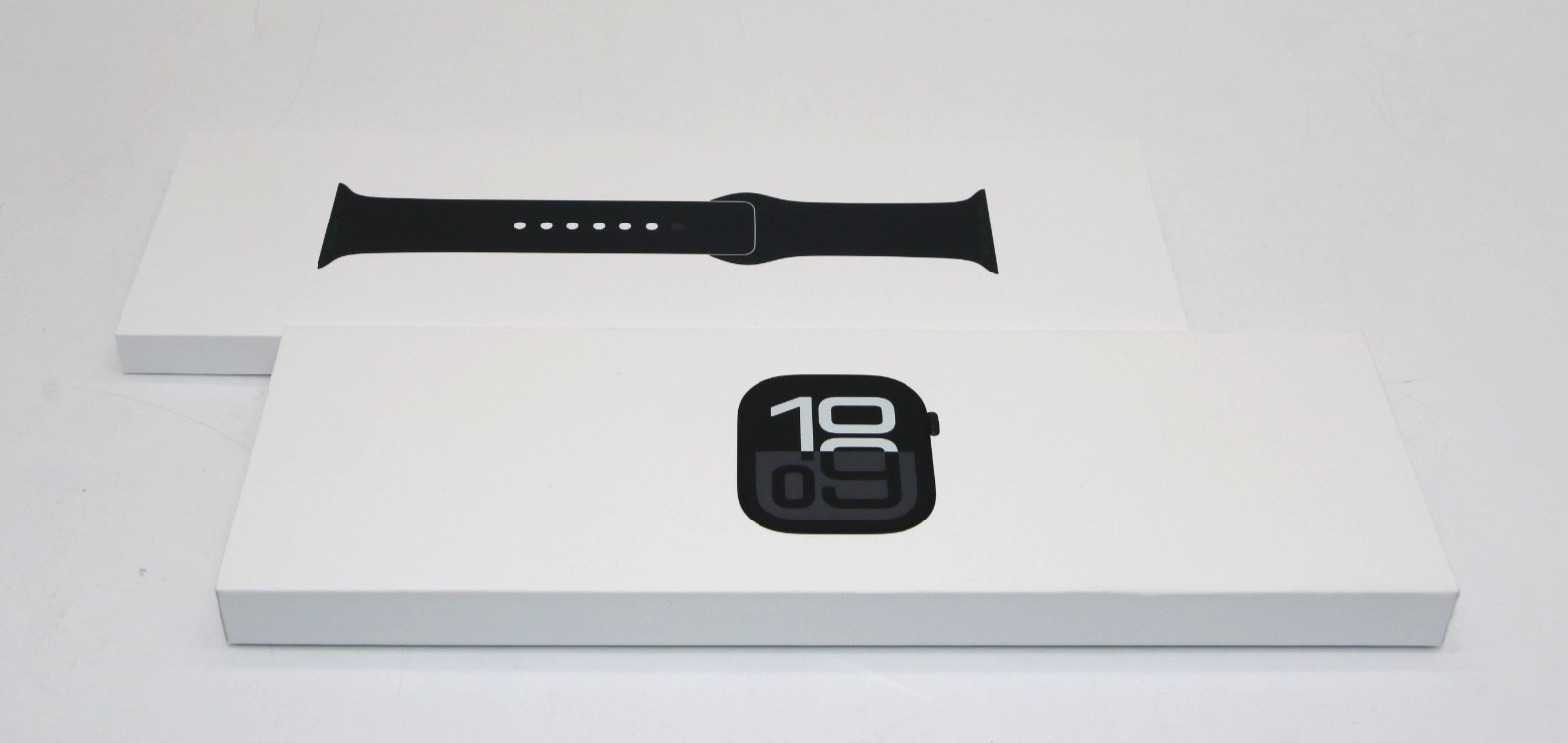 Apple Watch Series 10 46mm 64GB MWWQ3LW/A Jet Black w/ Sport Band M/L 2024