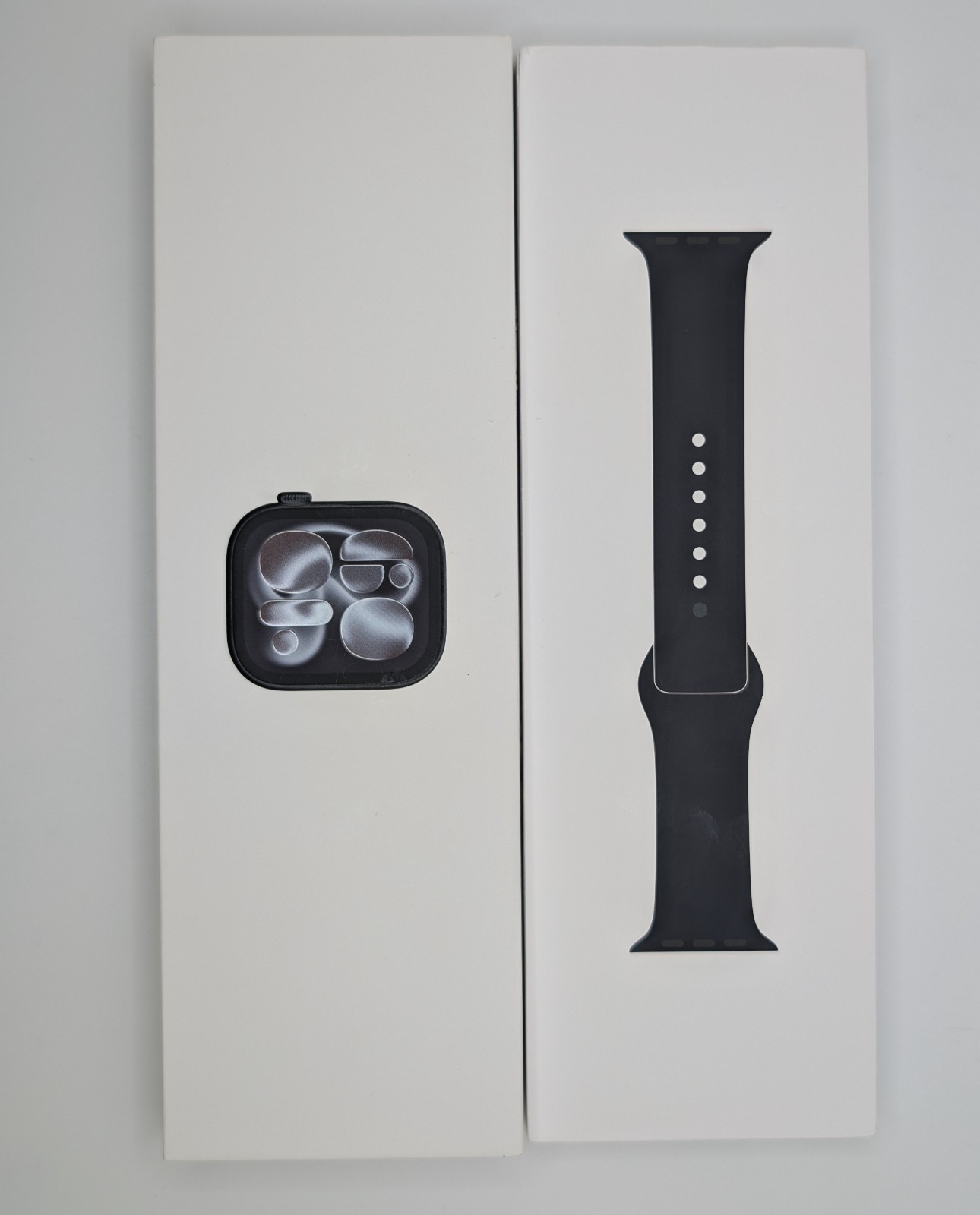 Apple Watch Series 11 46 mm GPS Black – S/M Black Sport Band MEUX4LW/A. ~L09~