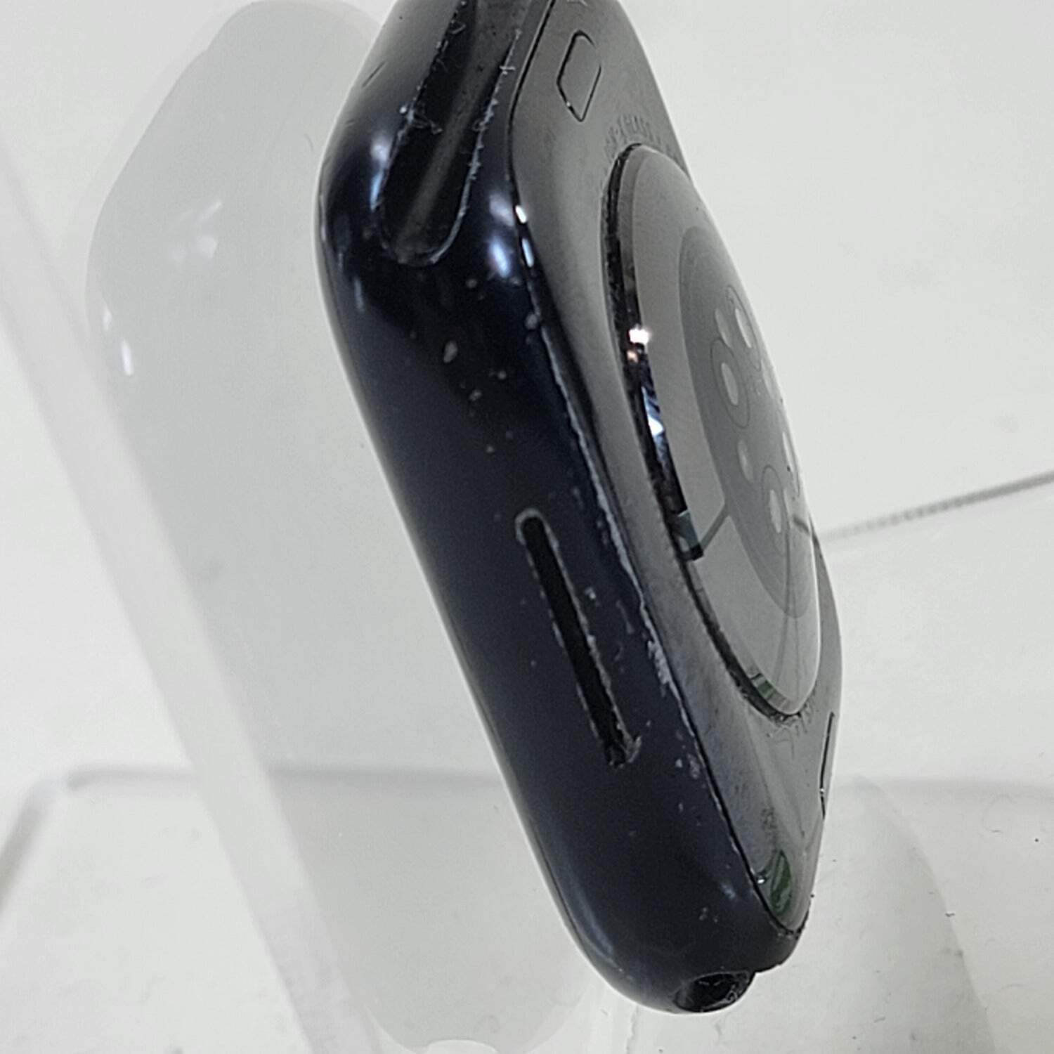 Broken Unlocked Apple Watch Series 7 45MM Aluminum MKJL3LL/A READ Face Only