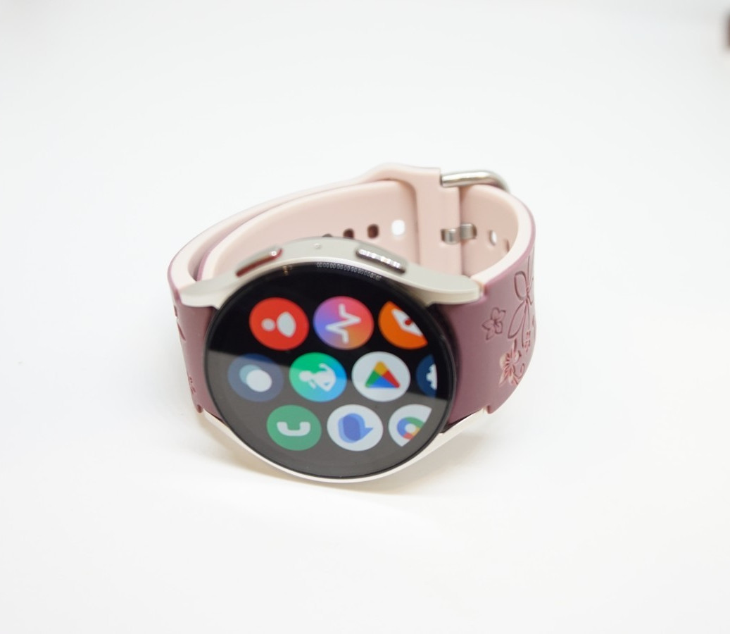 Samsung Galaxy Watch6 SM-R930 40mm WIFI GPS with Sport Band – Grade A #1001