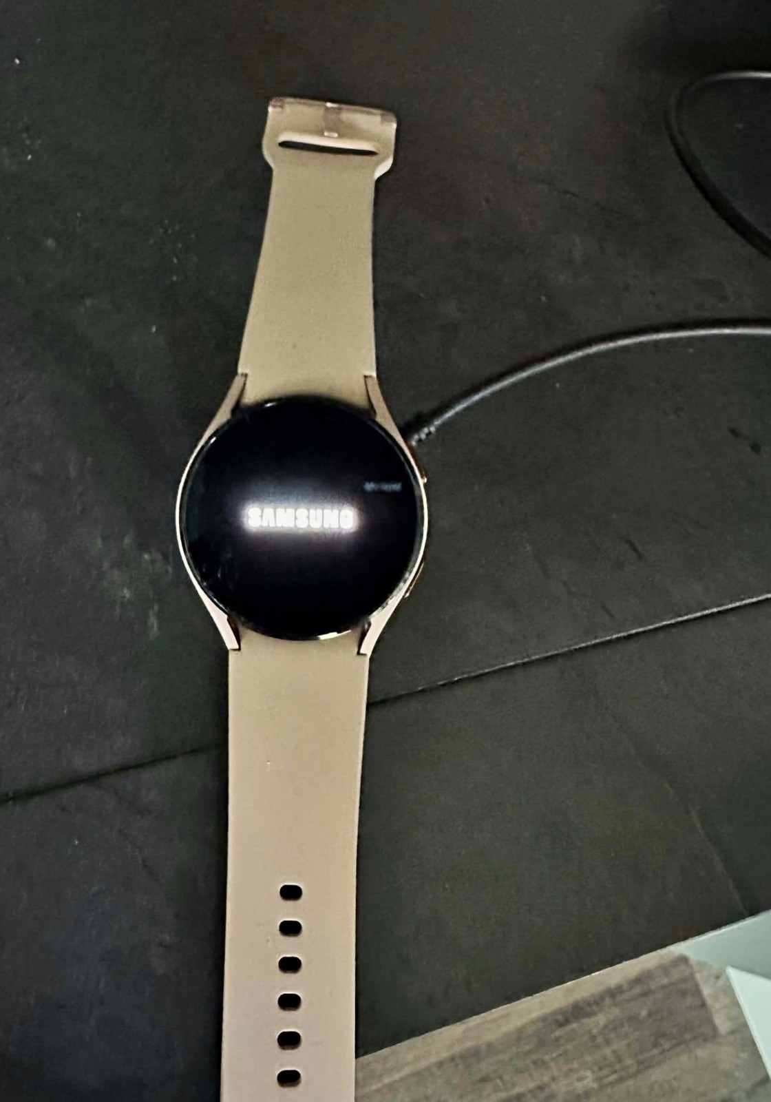 Samsung Galaxy Watch4 40mm Pink Aluminum Smartwatch GPS 16GB Wear OS Unlocked