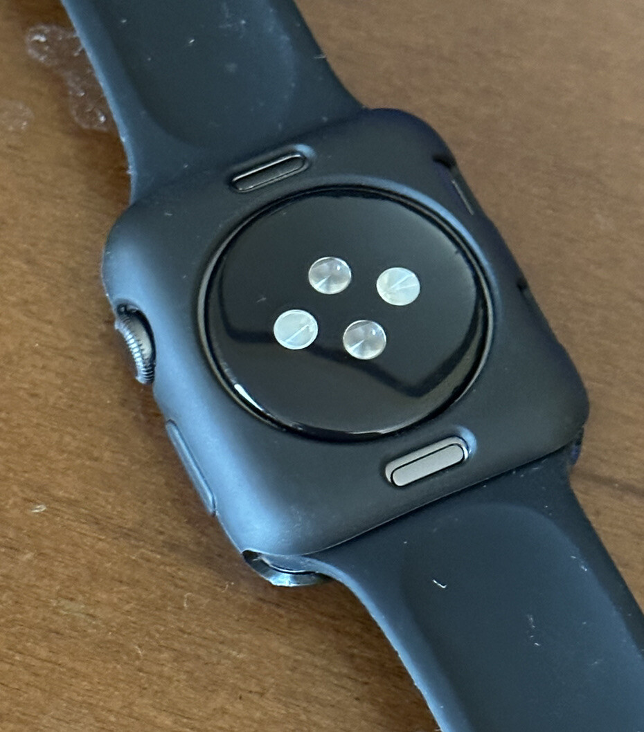 Apple Series 3 42mm Smartwatch – Space Gray Aluminum Case/Aftermarket Black Band