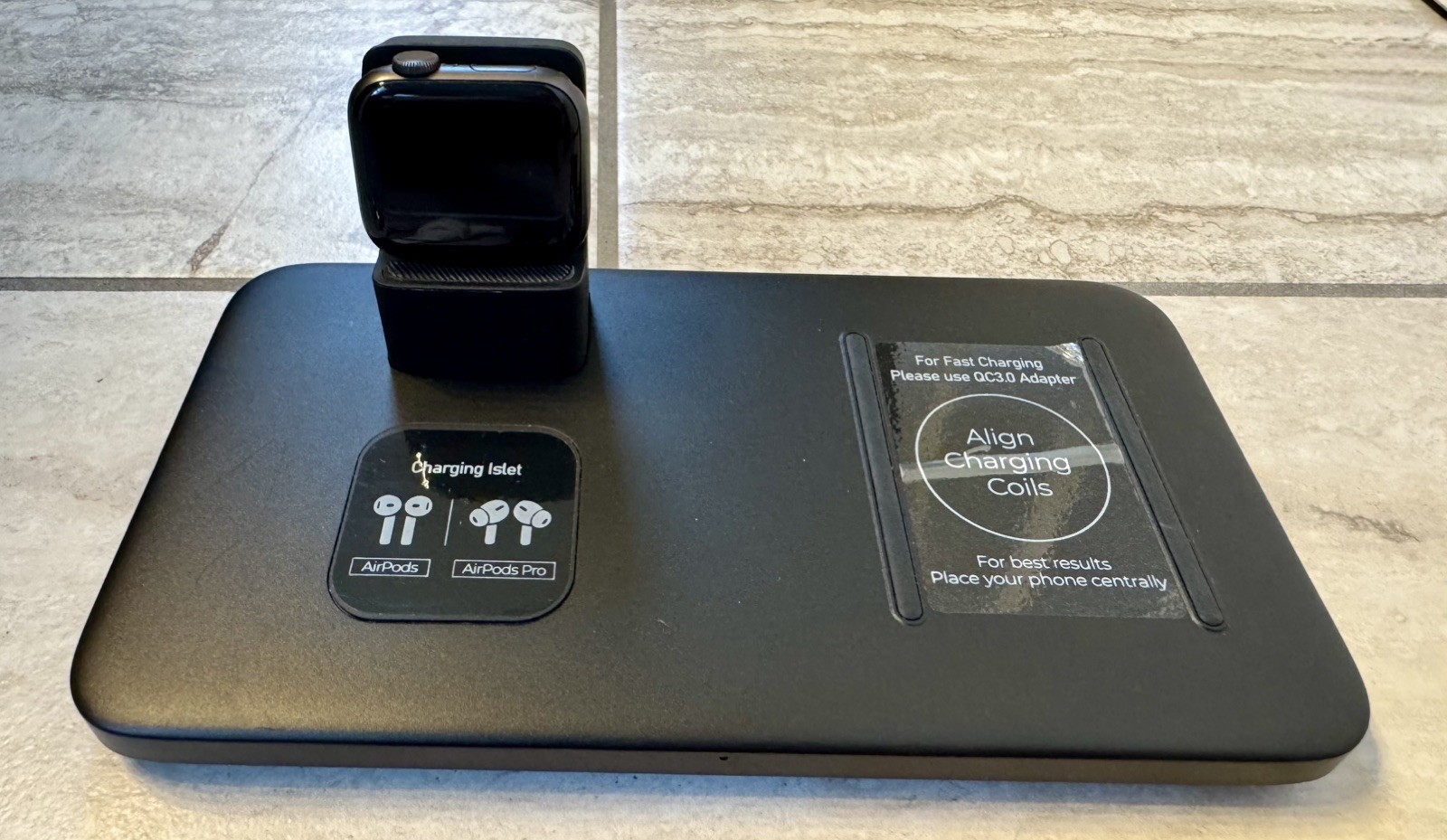 Apple Watch Series 5 40mm Space Gray Smartwatch Bundle – Unlocked