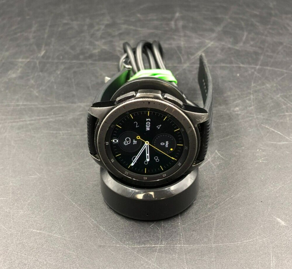 Samsung Galaxy Smart Watch 42mm Model SM-R810 Midnight Black 4GB