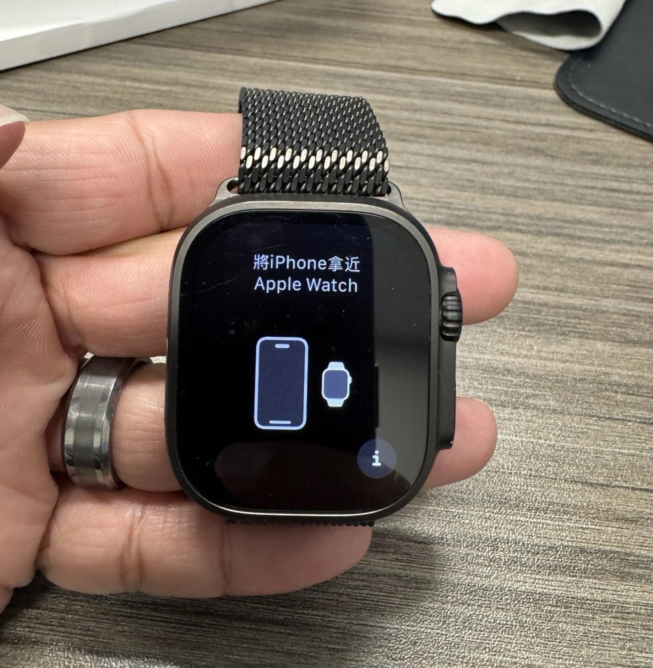 Apple Watch Ultra 2 (GPS + LTE) 49MM Black Titanium Case Black Milanese Loop