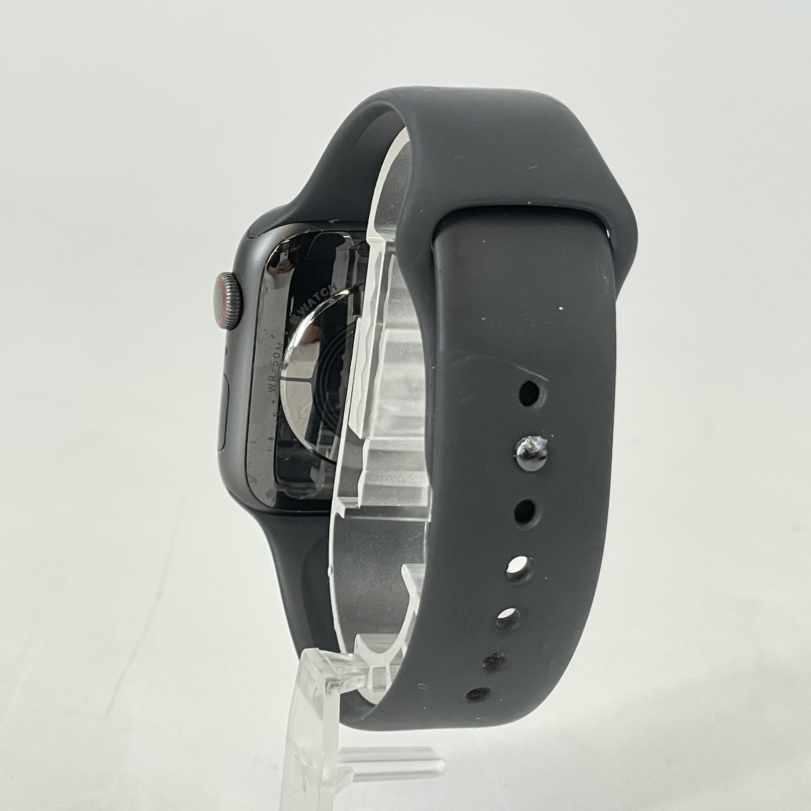Apple Watch (Series 5) 44mm Grey Aluminum (LTE) w/ Black Sport – Good Condition