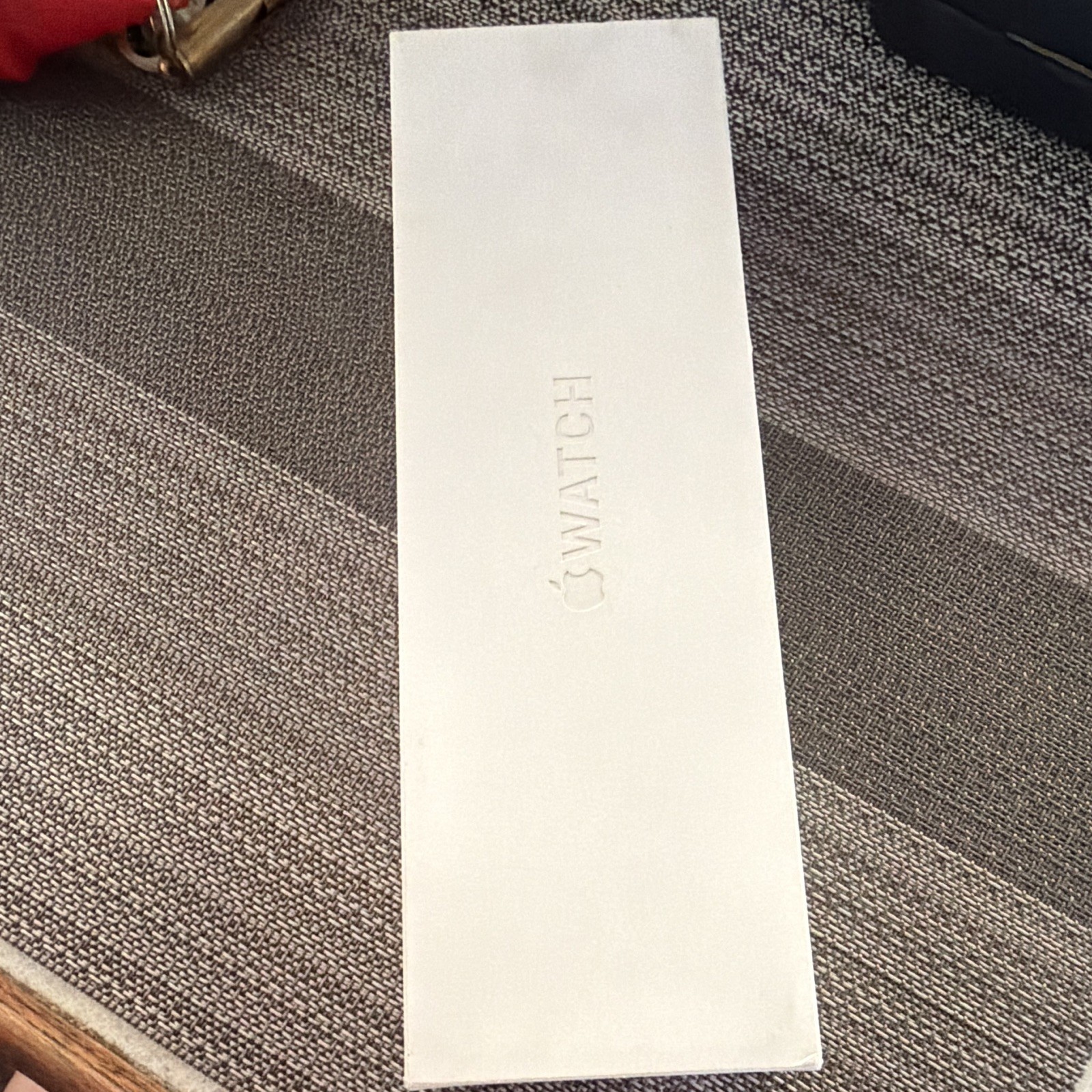 Apple Watch Series 11 Cellular 42mm Rose Gold Aluminum Beige Band 32GB
