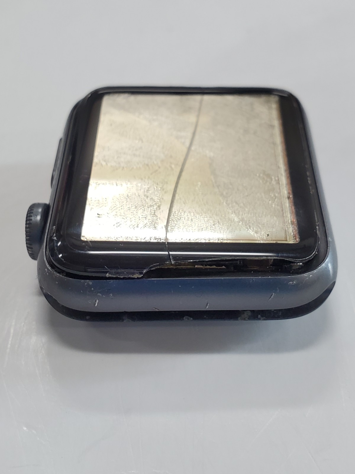 Apple Watch Series 3 42mm A1861 GPS + Cellular Space Gray – For Parts – – 2E4M