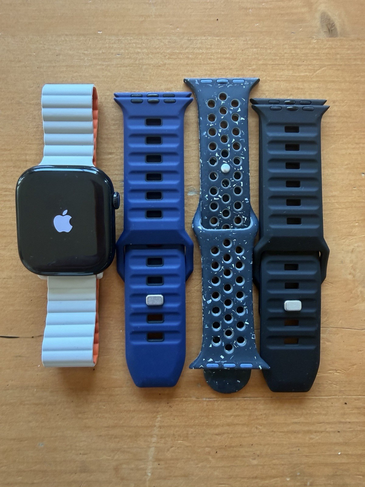 Apple Watch Series 10 46mm GPS Jet Black Aluminum – Good Condition Worn ~1 Year