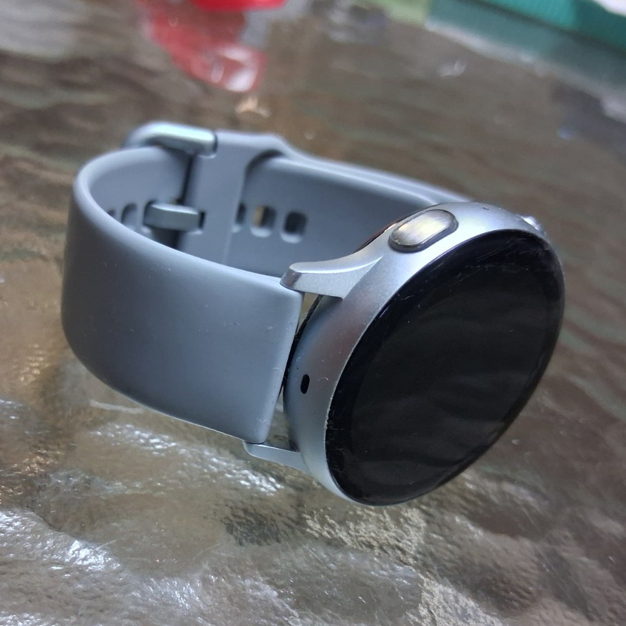 42mm Silver Metal Round Smartwatch Heart Rate Monitor Android Wear Gray Band