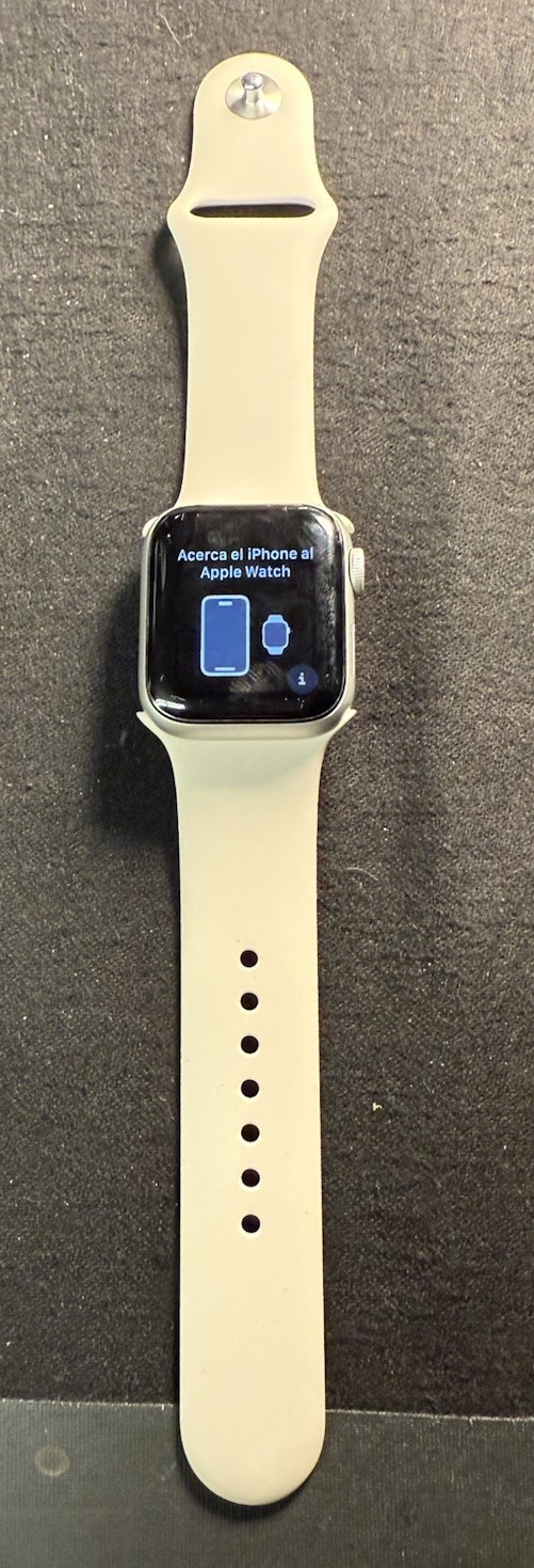 Apple Watch Series 6 (GPS + Cellular, 40MM) – Space Gray- *READ*