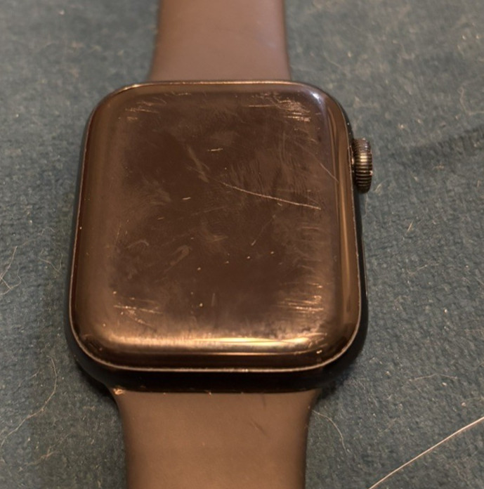 Apple Watch SE 2 (2022) 44mm GPS + Cellular A2727 Midnight w/ Black Woven Band