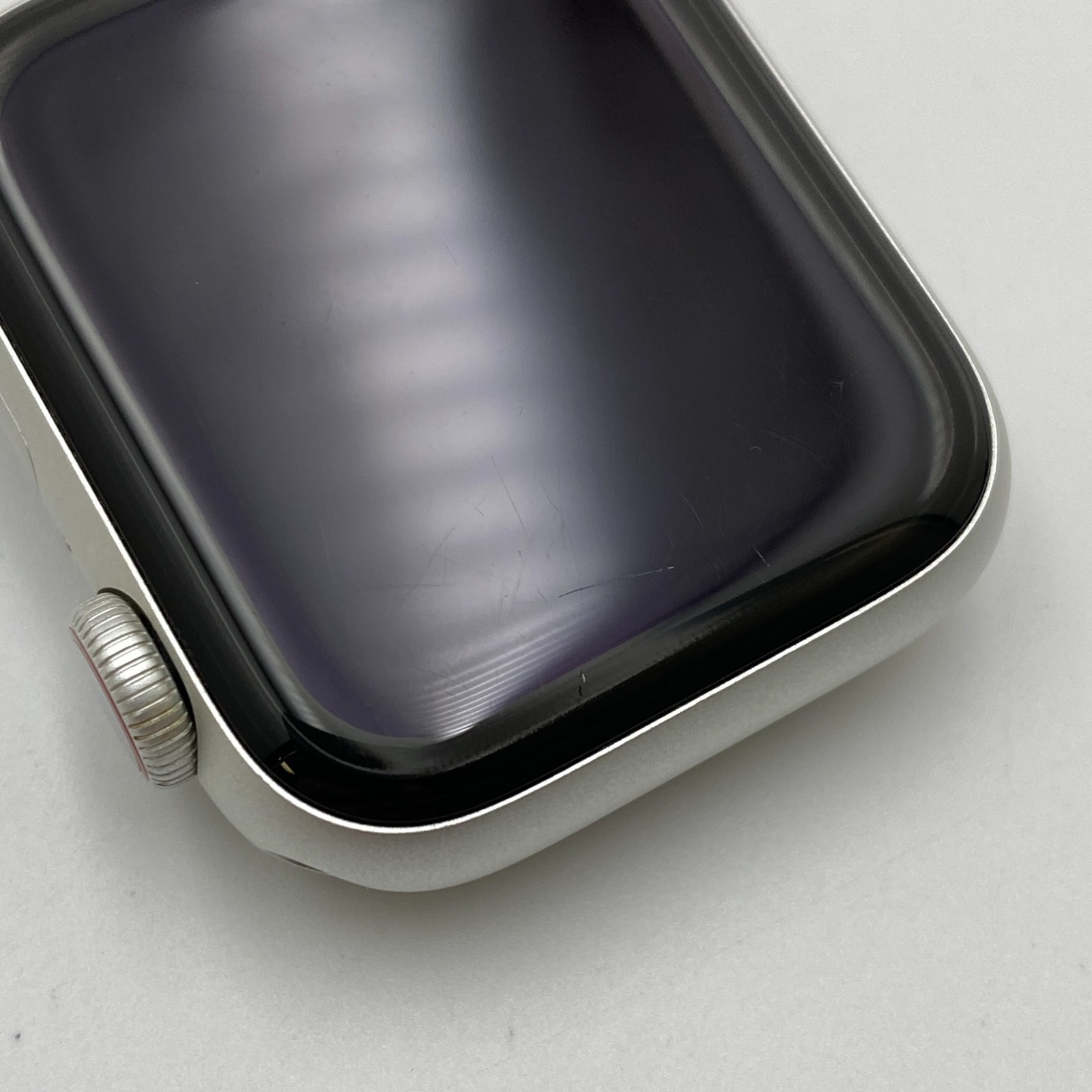 Apple Watch Series 6 – 40mm Aluminum Silver Unlocked A2293 – Fair Condition